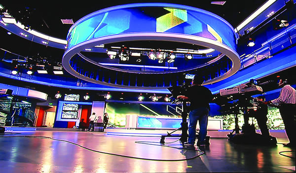 【微信看电视】2025年10月1日尼勒克新闻